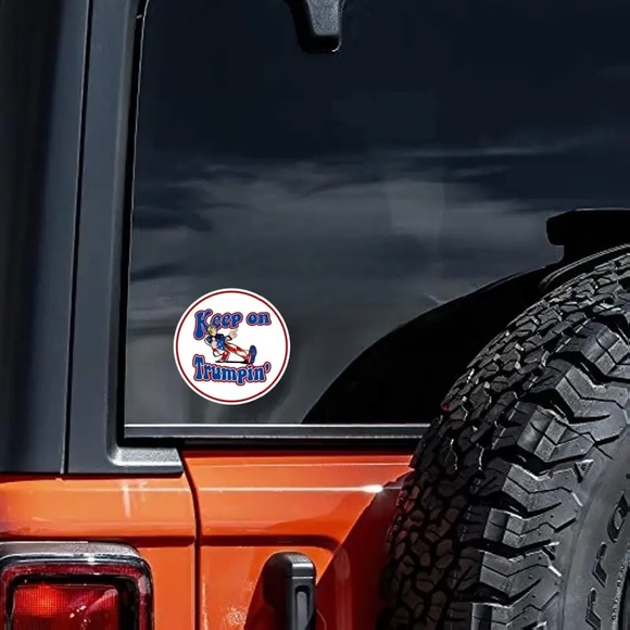 🇺🇸”Keep On Trumpin” Colorful Patriotic Graphic Sticker! - Picture 4 of 6